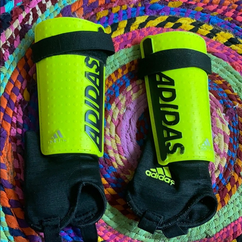 Soccer shin guards